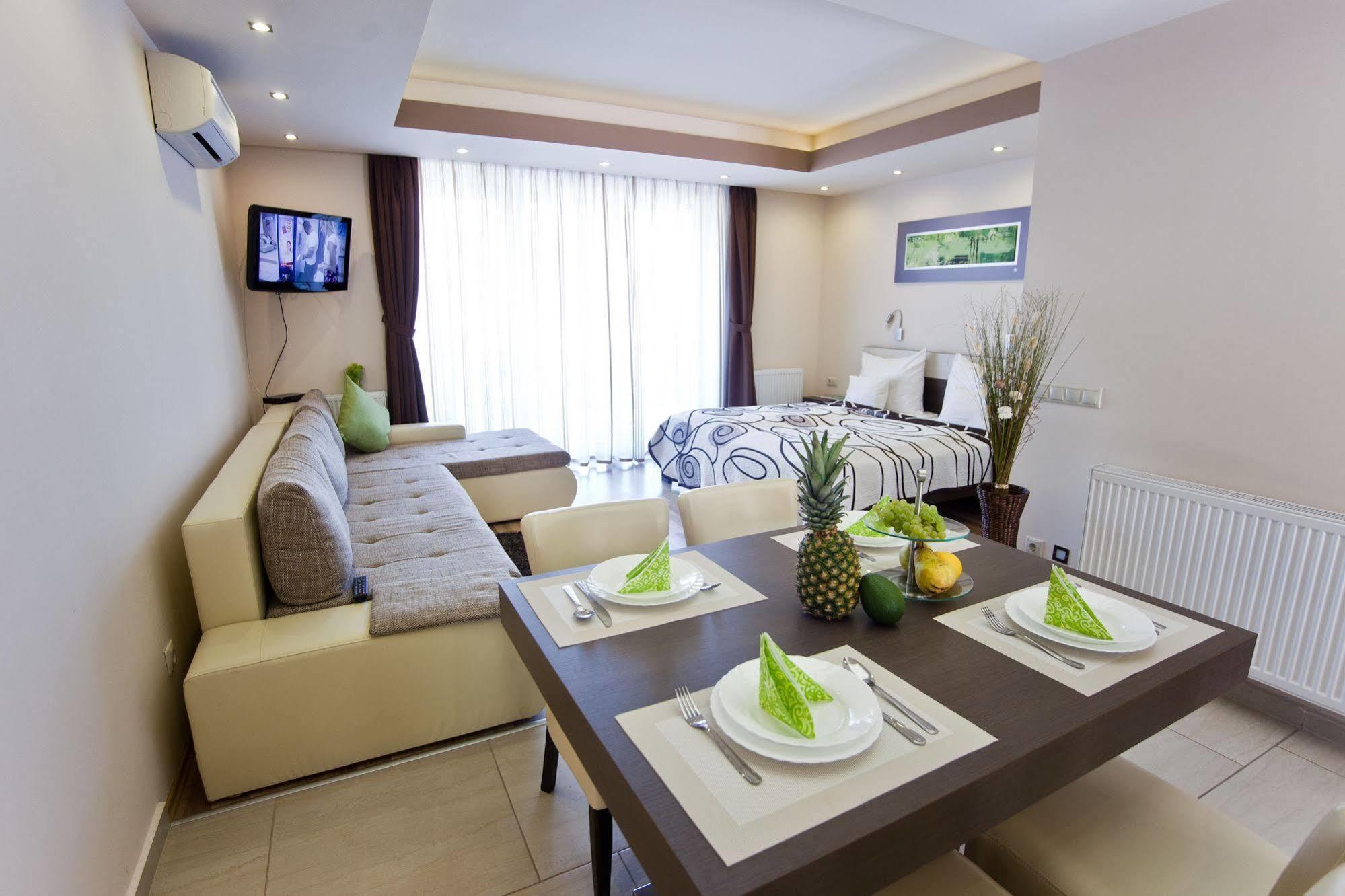 Nemeth Apartmanok Sarvar Exterior photo